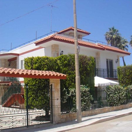 Villa Maria Sant Isidoro  Exteriör bild